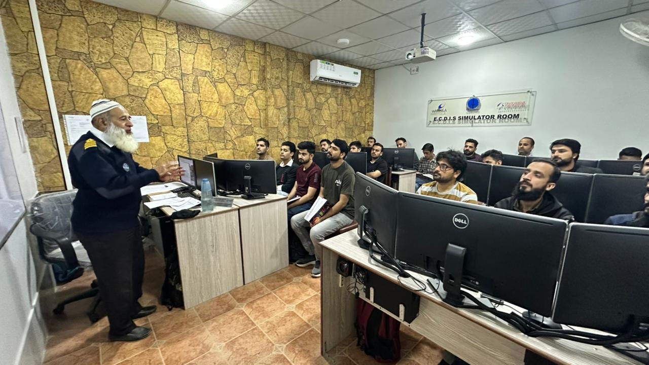 Ship Maneuvering Simulator